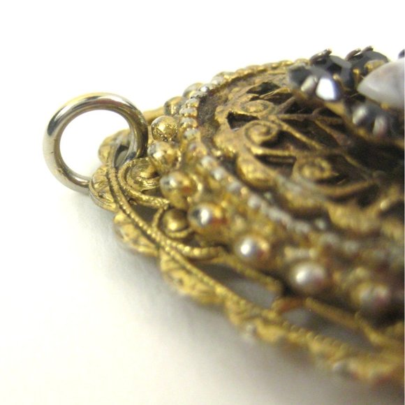 Goldtone Filigree Pendant ONLY 2.2 In Dangle imitation Stone Red Rhinestones - Picture 6 of 7